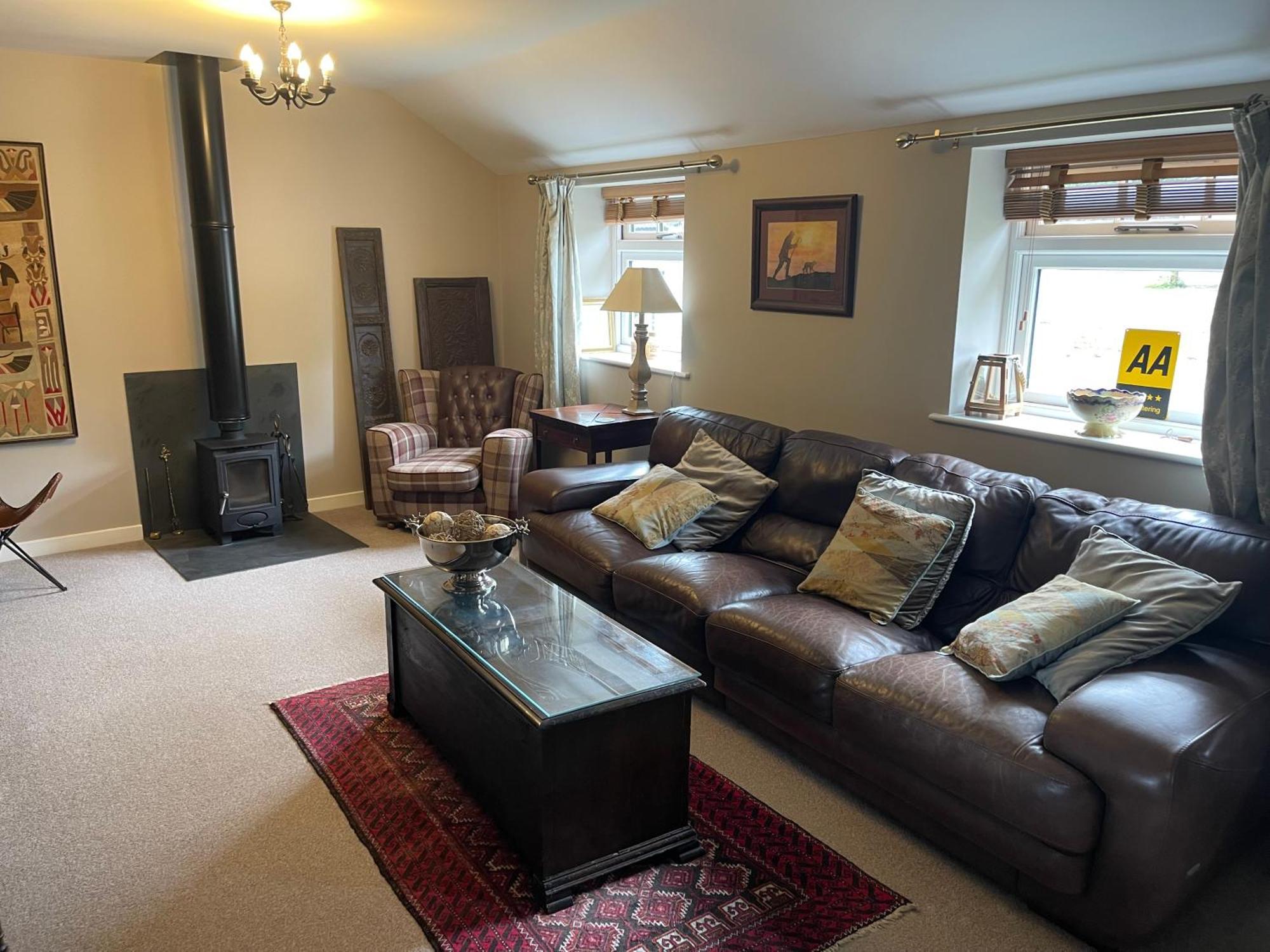 Village Barn Conversion Near York — Photos 3